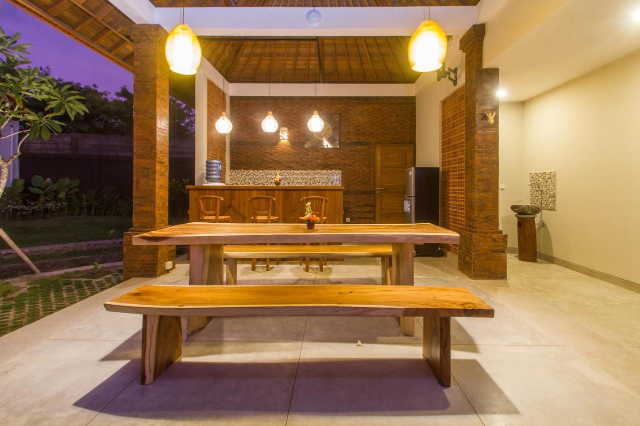 The Uma Guesthouse Canggu Esterno foto