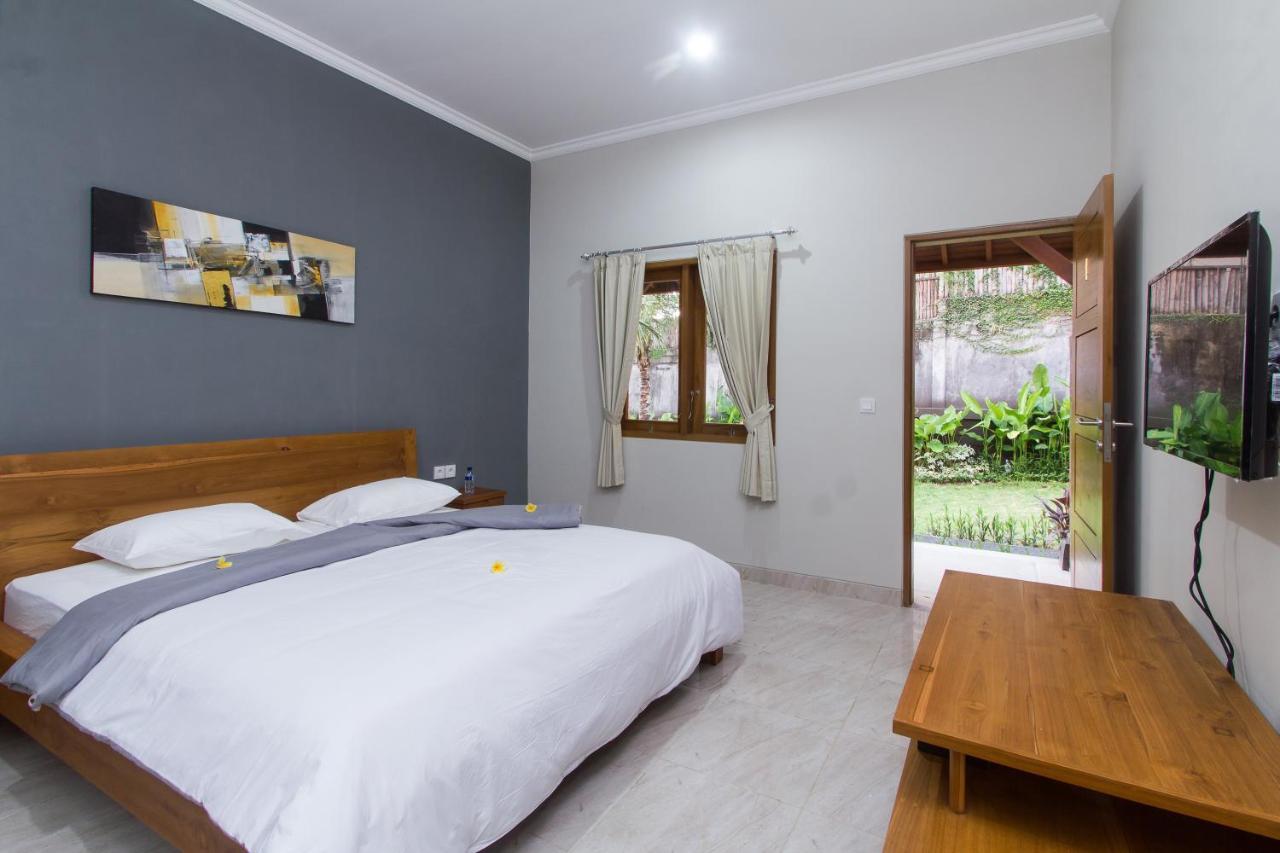 The Uma Guesthouse Canggu Esterno foto