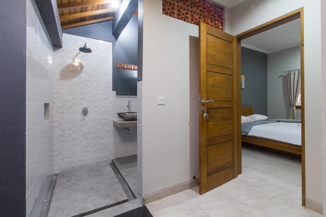 The Uma Guesthouse Canggu Esterno foto