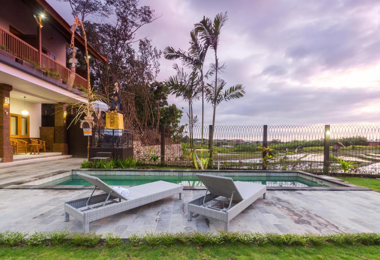 The Uma Guesthouse Canggu Esterno foto