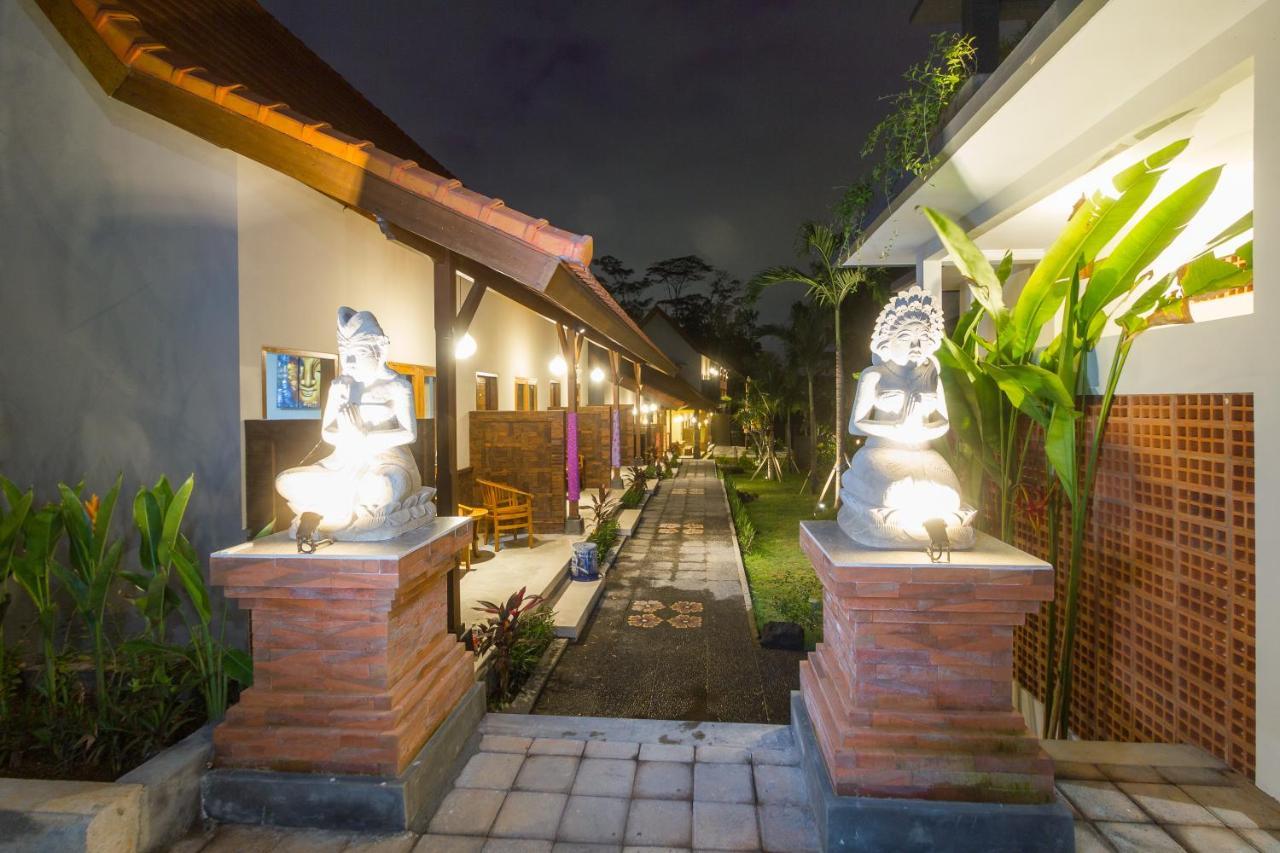 The Uma Guesthouse Canggu Esterno foto